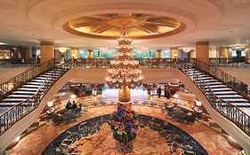 Hotel Makati Shangri La